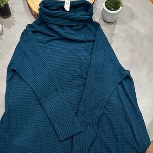 We The Free Navy Blue Knit Top